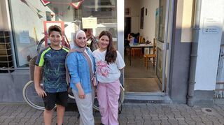 Sanaa Tibi (39) kam mit ihren Kindern Qais und Lima (beide 11) aus Damaskus nach Lampertheim.