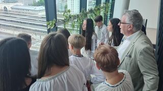 Vom zwölften Stock des Technischen Rathauses aus startete die Exkursion mit einer Erklärung zum Mannheimer Schloss.