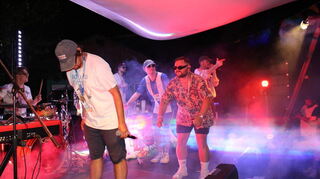 Zum krönenden Abschluss stürmte die Crossover/Rap-Formation Lauch Creme Gruppe die Bühne