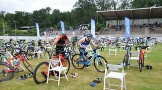 Am 23. und 24. August findet wieder der V-Card Triathlon in Viernheim statt. Deshalb kommt es zu mehreren Straßensperrungen innerhalb und außerhalb Viernheims.
