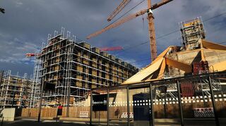 Auch der Grüne Hügel ist noch eine Baustelle.