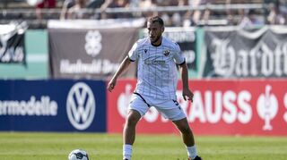 Melvin Ramusovic - hier im DFB-Pokal gegen RB Leipzig - könnte am Samstag eine wichtige Rolle im Kader des SV Sandhausen spielen.