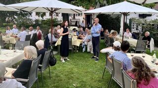 Fragerunde mit Experten: Julia Nopora von Rings und BASF-Weinkeller-Vertriebsleiter Marc Oliver Heilos.