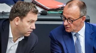 Der Start war holprig. Die Koalitionäre hoffen darauf, dass sie nach der Sommerpause besser in die Spur kommen. (Archivbild)