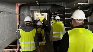 Die Baustelle des Nationaltheater durchquert auch die frühere Bunkeranlage unter dem Haus.