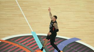 Ist mit Schröder befreundet: Daniel Theis.
