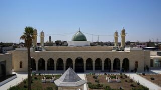 Die Al-Nuri-Moschee vor dem Besuch des irakischen Regierungschefs.