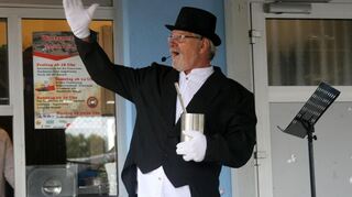 Klaus Ruppert hält die Kerwerede in Wattenheim.