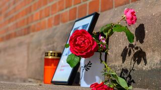 Nach dem Tod einer 16-Jährigen am Bahnhof Friedland steht ein Iraker unter dringenden Verdacht. Bundesinnenminister Drobrindt (CSU) sieht Versäumnisse der Behörden. (Archivbild)