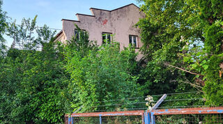 Die alte Fabrikantenvilla auf dem Werksgelände in Neu-Edingen soll nach Möglichkeit erhalten werden.