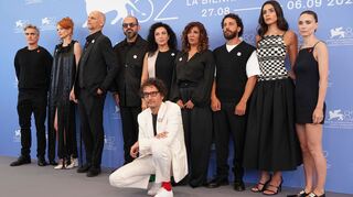 Die Produzenten Joaquin Phoenix und Rooney Mara mit Teilen des restlichen Filmteams.