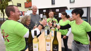 Im September 2022 hieß das Event noch Weinbörse, inzwischen ist der „Heddesema Woihock“ daraus geworden.