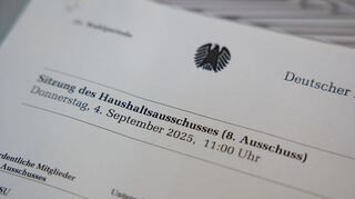 Die wichtigsten Fragen gelten nach der Haushaltsbereinigung als geklärt. Die Haushälter gehen dabei alle Einzeletats durch und lassen die Ministerinnen und Minister vorsprechen.