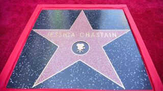 Es ist die 2.819. Sternenplakette auf dem berühmten Bürgersteig in Hollywood.