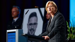 Ministerpräsidentin Anke Rehlinger. Zur Gedenkfeier waren laut Innenministerium rund 1.500 Menschen gekommen.