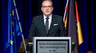 Bundesinnenminister Alexander Dobrindt sprach von einer schrecklichen Tat.