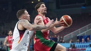 Deutschlands Basketballer hatten mit Portugal mehr Mühe als erwartet.