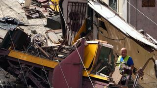 Nach ersten Erkenntnissen des Amtes für die Verhütung und Untersuchung von Flug- und Eisenbahnunfällen (GPIAAF) hat sich das Haltekabel vom Wagen der Standseilbahn gelöst und so das Unglück verursacht. (Archivfoto)
