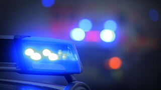 Bei dem Unfall bei Bensheim ist am frühen Sonntagmorgen ein 48-jähriger Motorradfahrer schwer verletzt worden.