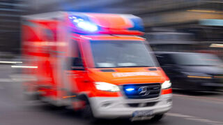 Eine 81-jährige Frau aus Ludwigshafen ist nach einem Verkehrsunfall verstorben.