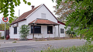 Steht zum Verkauf: Das „Münchner Häus‘l“ am Hohen Weg in Rheingönheim.