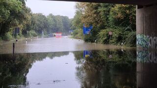 Die Unwetter bringen teils extremen Regen mit.