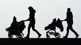 Kinderwagen kosten oft mehrere hundert Euro