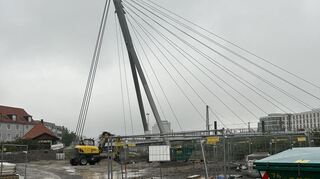 Die Gneisenaubrücke wird künftig für Radfahrer und Fußgänger die Stadtteile Bergheim und Bahnstadt autofrei verbinden.