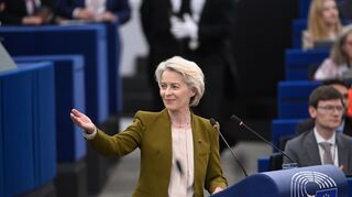 Zudem will die Deutsche gemeinsam mit den europäischen Herstellern an der Bezahlbarkeit für kleine Autos arbeiten.
