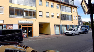 Das Ladenlokal der Bäckerei Stahl in Edingen befindet sich in einem Gebäude der kommunalen Bau- und Grundstücks GmbH.
