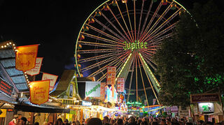 Der Dürkheimer Wurstmarkt gilt als das größte Weinfest der Welt. Die Veranstalter rechnen wieder mit rund 650.000 Besuchern.