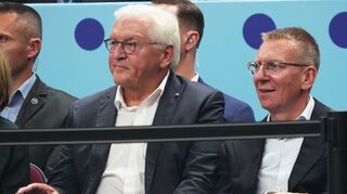 Bundespräsident Frank-Walter Steinmeier verfolgte das Finale in der Arena von Riga.