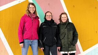 Das Wimmelbuch-Team des Velle-Verlags (v.l.): Tabea Lerch, Brigitte Kuka und Deborah Schulze.