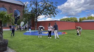 Beim Mitmach-Circus wurden Kinder zu Jongleuren.