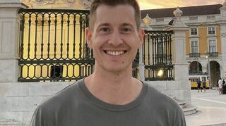 Der getötete Polizist Rouven Laur. Das Bild entstand bei einem Urlaub in Lissabon.