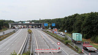 Plastikteile auf der A 6 bei Hockenheim (Symbolbild).