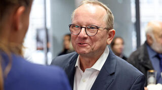 Hat Grund zum Optimismus: Klaus Blettner (CDU) liegt im ersten Wahlgang ein paar Prozentpunkte vor seinem SPD-Kontrahenten.