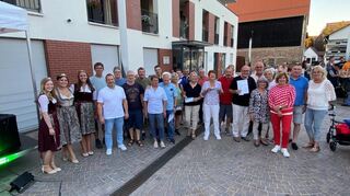Die Sieger des Stadtradelns 2025 werden beim "Woihock" von der Gemeinde Heddesheim geehrt.
