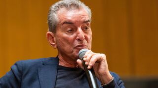 Die Ausladung des Publizisten Michel Friedman in der mecklenburgischen Gemeinde Klütz ruft scharfe Kritik hervor.