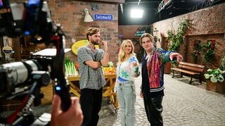 Sänger Vincent Gross (rechts) soll bei der ARD-Serie "Rote Rosen" mitspielen.