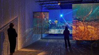Stephanie Comilang, Coordinates at Dawn, 2025, Ausstellungsansicht "Search for Life II".
