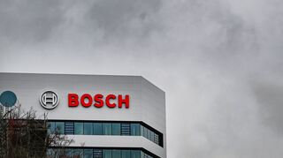 Autozulieferer Bosch kündigt weiteren Stellenabbau an. (Archivbild)