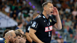 Löwen-Trainer Maik Machulla sah in Hannover zu viele Fehlwürfe seiner Profis.