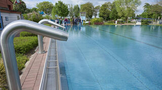 Im Freibad Bürstadt sind im nächsten Jahr Sanierungsarbeiten geplant.