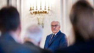 Seine Amtszeit endet im März 2027. Doch die Debatte über Steinmeiers Nachfolge hat bereits begonnen.