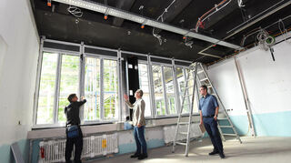 September 2021: Die Klassenräume im Schulzentrum erhalten neue Fenster.