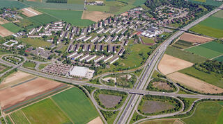 Die ehemalige US-Siedlung Patrick-Henry-Village in Heidelberg liegt direkt an der A5. Sie soll zur „Wissensstadt der Zukunft“ entwickelt werden. Doch aktuell hakt es.