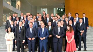Die Initiative «Made for Germany», hier beim ersten Treffen im Juli im Kanzleramt, will Hunderte Milliarden in Deutschland investieren (Archivbild)