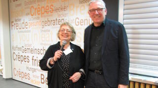 Agenda-Vorsitzende Hansi Weber und Gastredner Peter Kurz