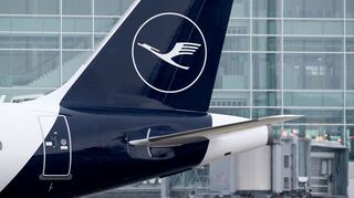 Die Piloten der Lufthansa stimmen über einen Streik ab.